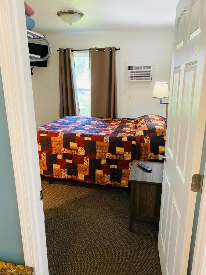 Scotty'S Motel Munising Ngoại thất bức ảnh